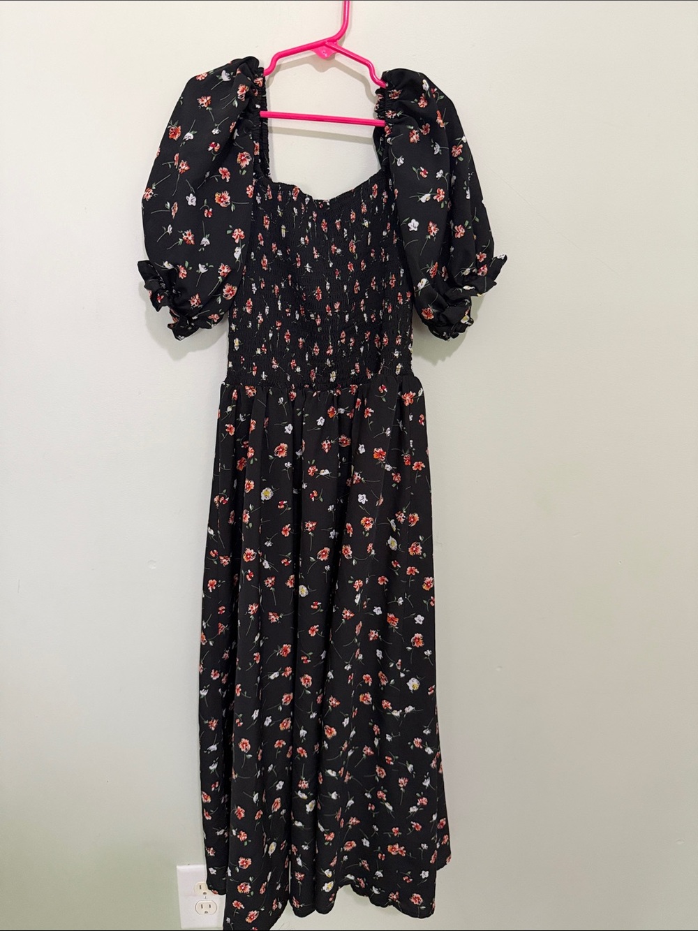 SHEIN Black Floral Puff-Sleeve Midi Dress with Red Accents